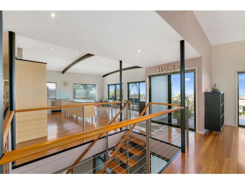 115 Armstrong Way, Highland Park QLD 4211