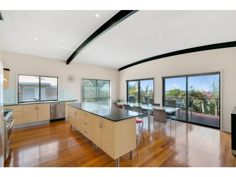 115 Armstrong Way, Highland Park QLD 4211