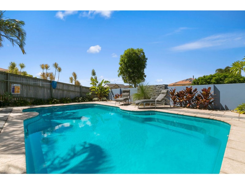 115 Armstrong Way, Highland Park QLD 4211