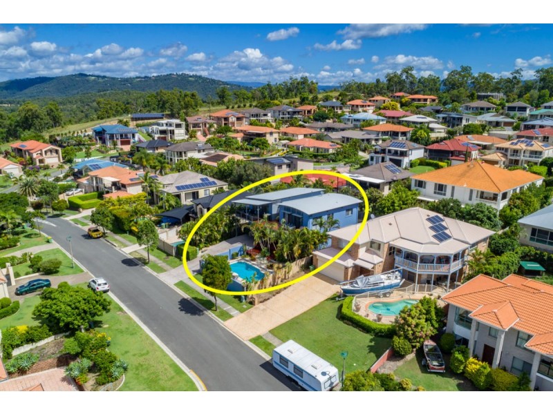 115 Armstrong Way, Highland Park QLD 4211