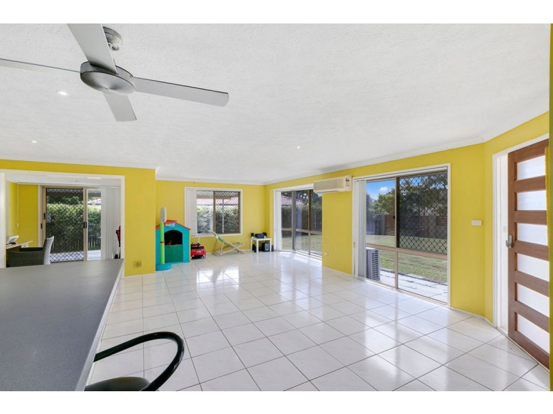 11 Torridon Close, Merrimac QLD 4226