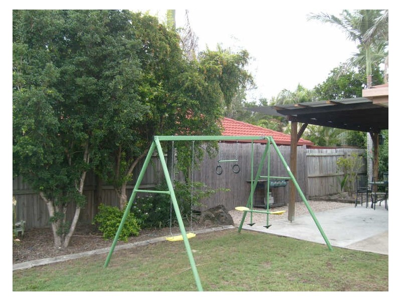 2/3 Columbia Drive, Oxenford QLD 4210