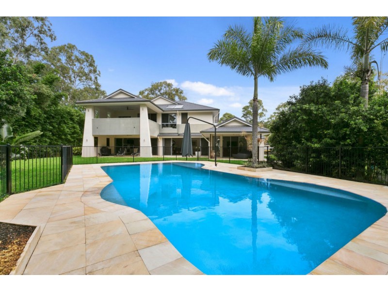 147 Crescent Avenue, Hope Island QLD 4212