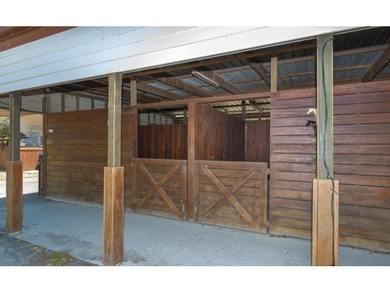 147 Crescent Avenue, Hope Island QLD 4212