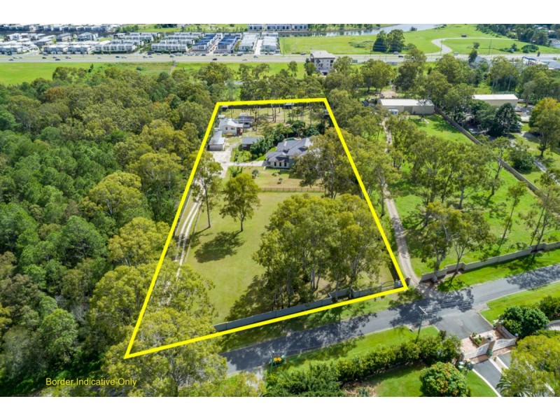 147 Crescent Avenue, Hope Island QLD 4212