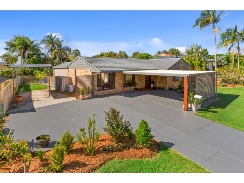 6 Issell Place, Highland Park QLD 4211