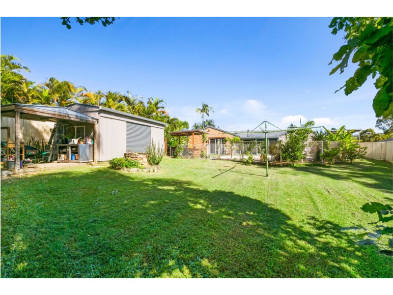 6 Issell Place, Highland Park QLD 4211