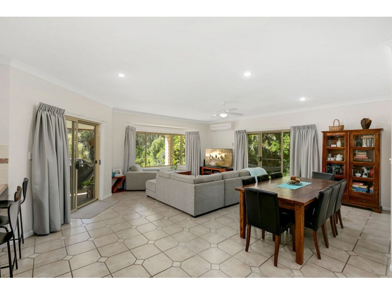 49 Birdlife Court, Nerang QLD 4211