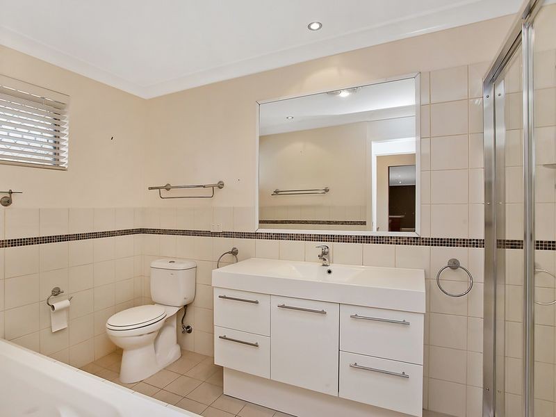 168 Alison Road, Carrara QLD 4211