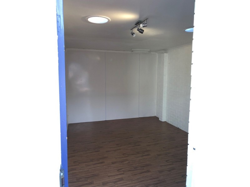 1/42 Oceanic Drive, Mermaid Waters QLD 4218