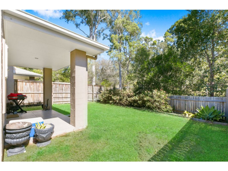 2/2 Chantrill Avenue, Nerang QLD 4211