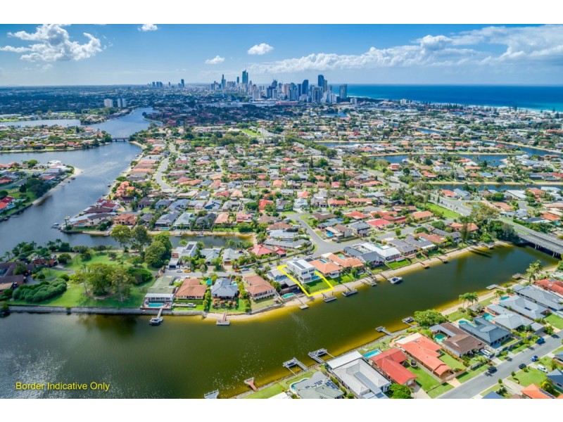 22 Mcilwain Drive, Mermaid Waters QLD 4218