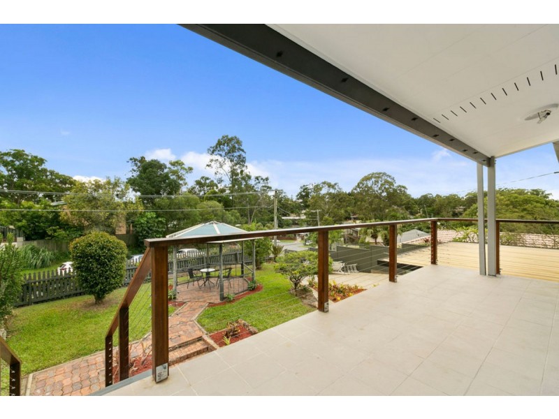 12 Tasman Avenue, Molendinar QLD 4214