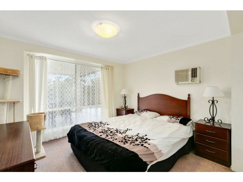 12 Tasman Avenue, Molendinar QLD 4214