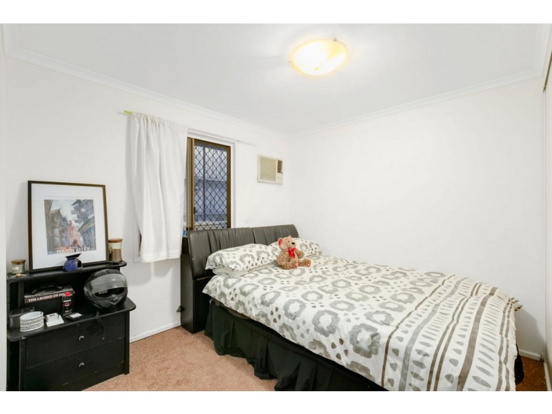 12 Tasman Avenue, Molendinar QLD 4214