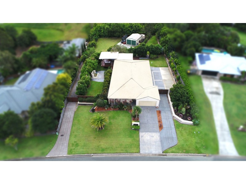 10 Pasture Place, Mount Nathan QLD 4211