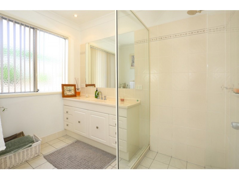 10 Pasture Place, Mount Nathan QLD 4211