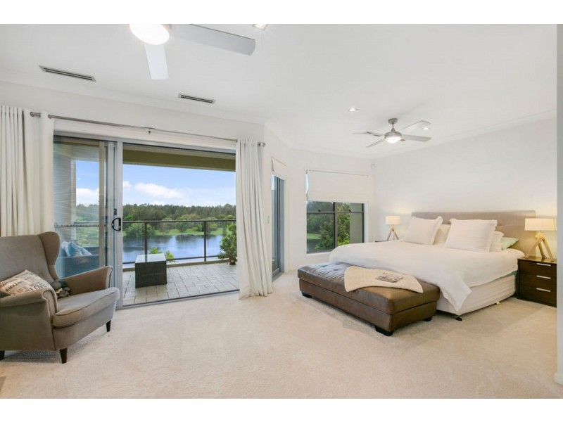 3067 Quay South Drive, Carrara QLD 4211