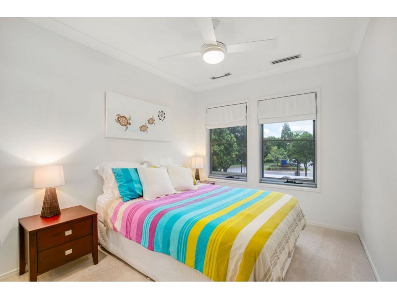 3067 Quay South Drive, Carrara QLD 4211