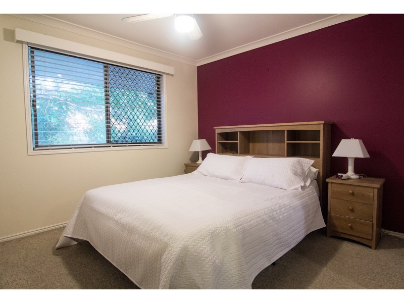 22 Aberdeen Court, Highland Park QLD 4211