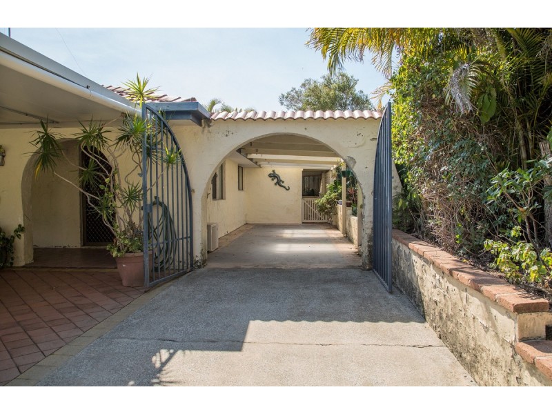 22 Aberdeen Court, Highland Park QLD 4211