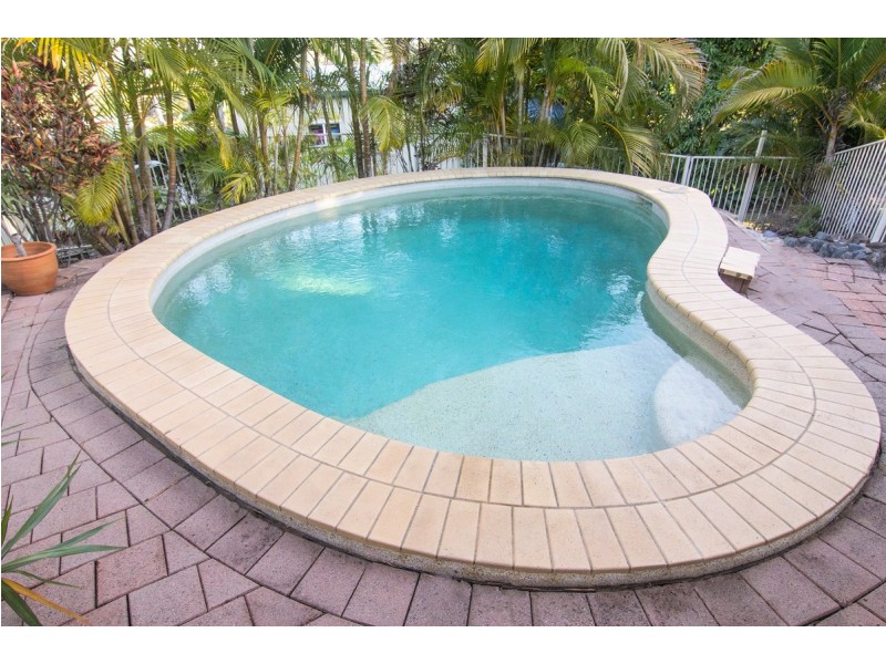 22 Aberdeen Court, Highland Park QLD 4211