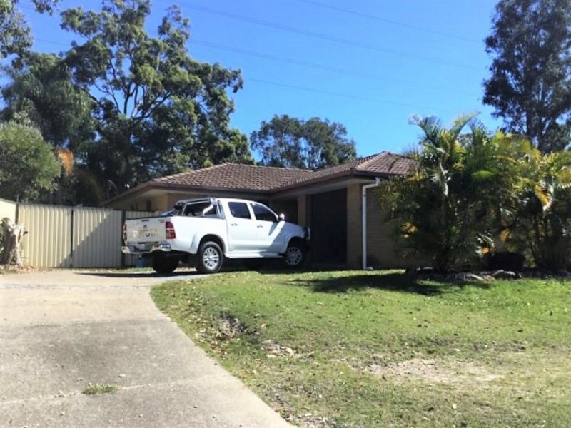 37 Cozens Way, Highland Park QLD 4211