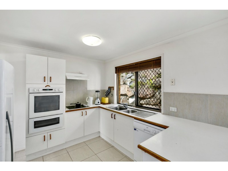 14 Ogilvie Crescent, Nerang QLD 4211