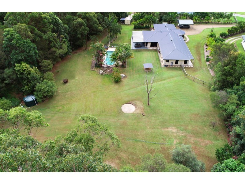 2 Waldorf Place, Maudsland QLD 4210