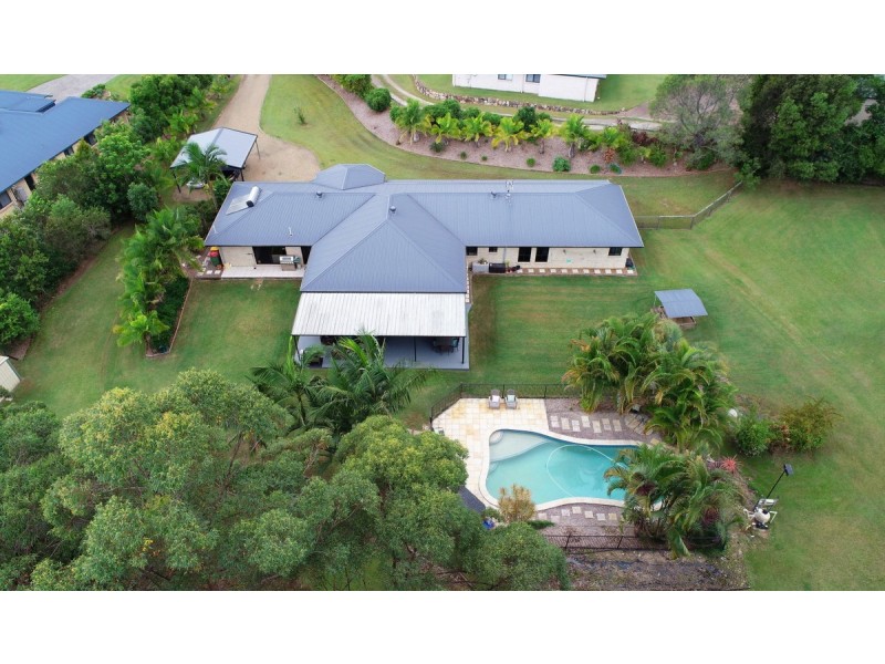 2 Waldorf Place, Maudsland QLD 4210