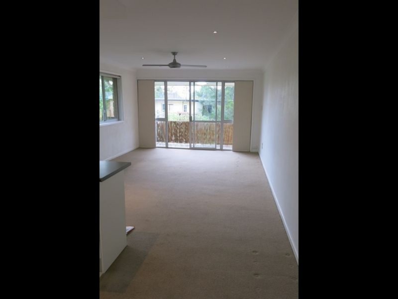 8/2 Sunrise Boulevard, Surfers Paradise QLD 4217