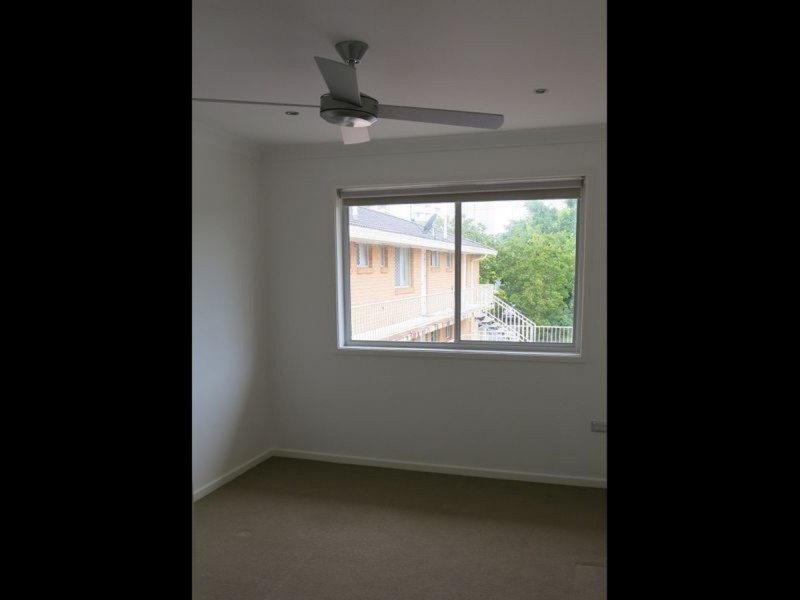 8/2 Sunrise Boulevard, Surfers Paradise QLD 4217