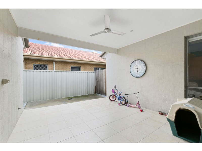 31 South Bay Drive, Varsity Lakes QLD 4227
