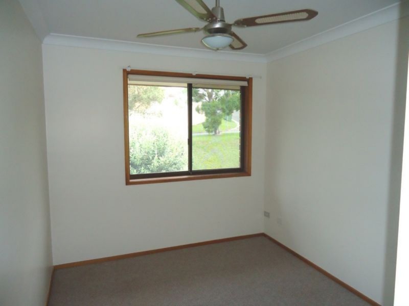 8 Lytham Court, Highland Park QLD 4211