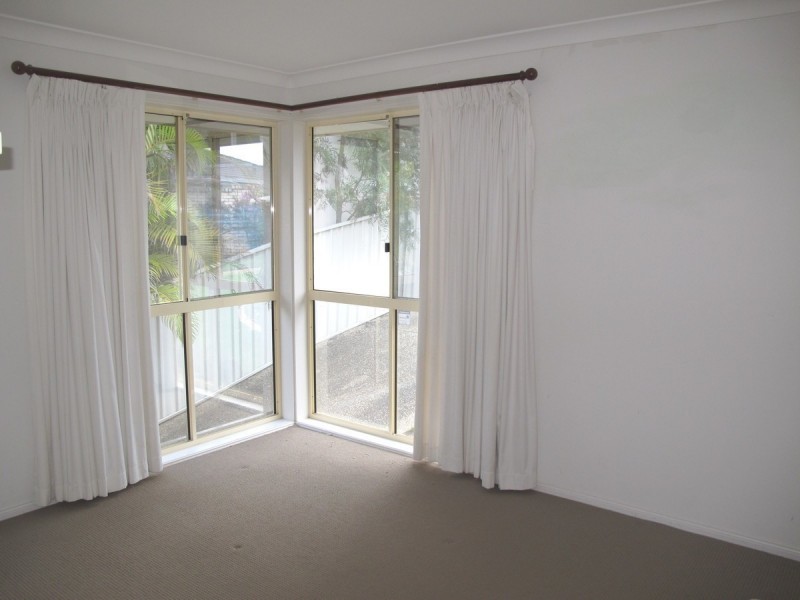 6 Berkley Court, Highland Park QLD 4211