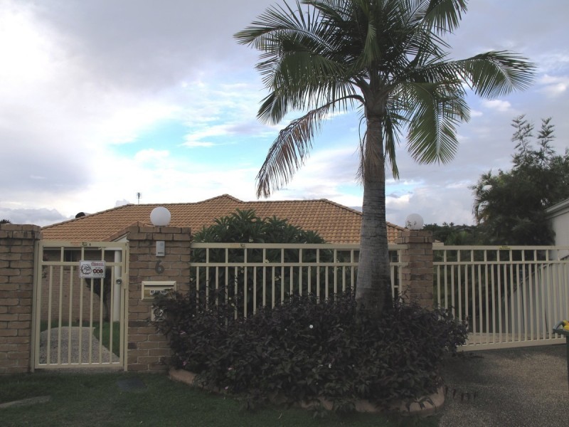 6 Berkley Court, Highland Park QLD 4211