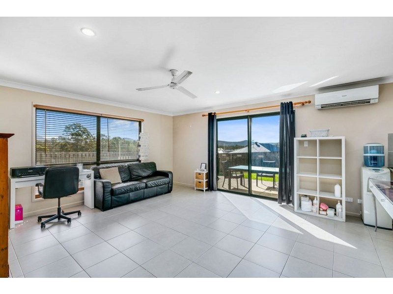 10 Blackstump Court, Gilston QLD 4211