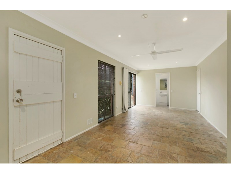 4 Maroong Crescent, Nerang QLD 4211