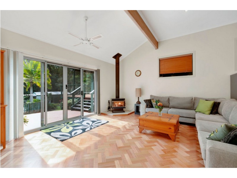 43 Birdlife Court, Nerang QLD 4211