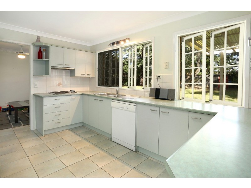 1 Willawong Crescent, Nerang QLD 4211