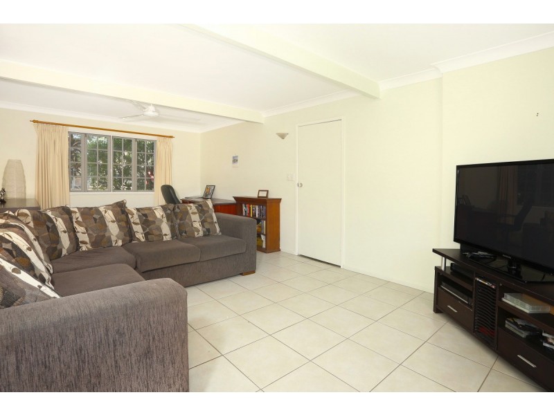 1 Willawong Crescent, Nerang QLD 4211