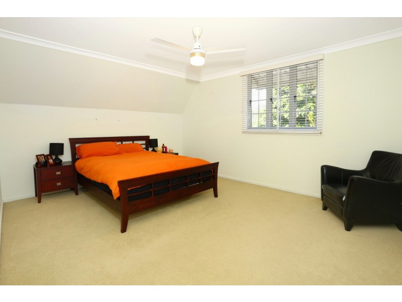 1 Willawong Crescent, Nerang QLD 4211