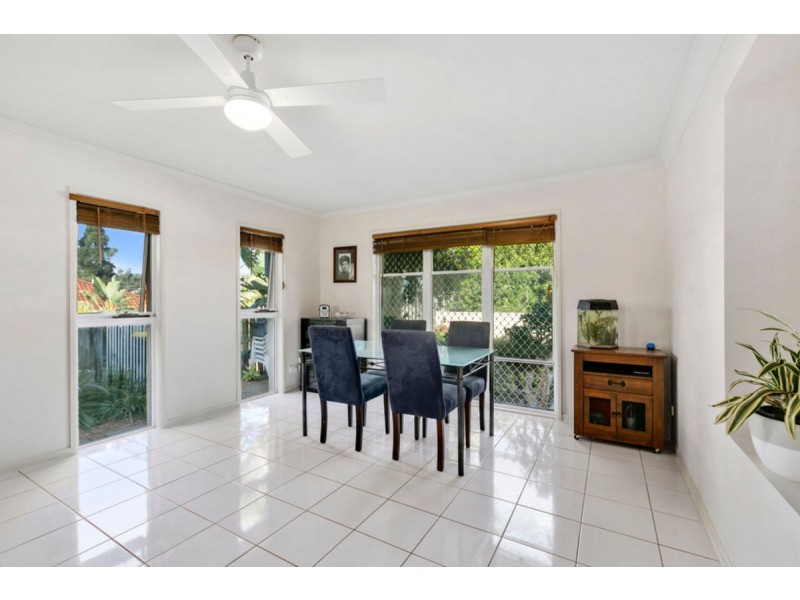 2/3 Whitely Circuit, Maudsland QLD 4210