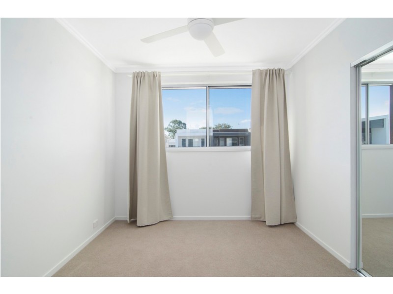 10 Florabella Drive, Robina QLD 4226