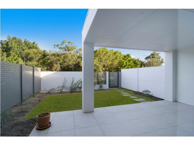 10 Florabella Drive, Robina QLD 4226