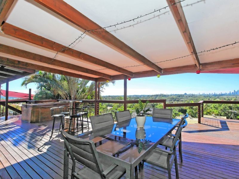 12 Explorers Way, Worongary QLD 4213