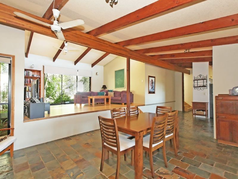 12 Explorers Way, Worongary QLD 4213