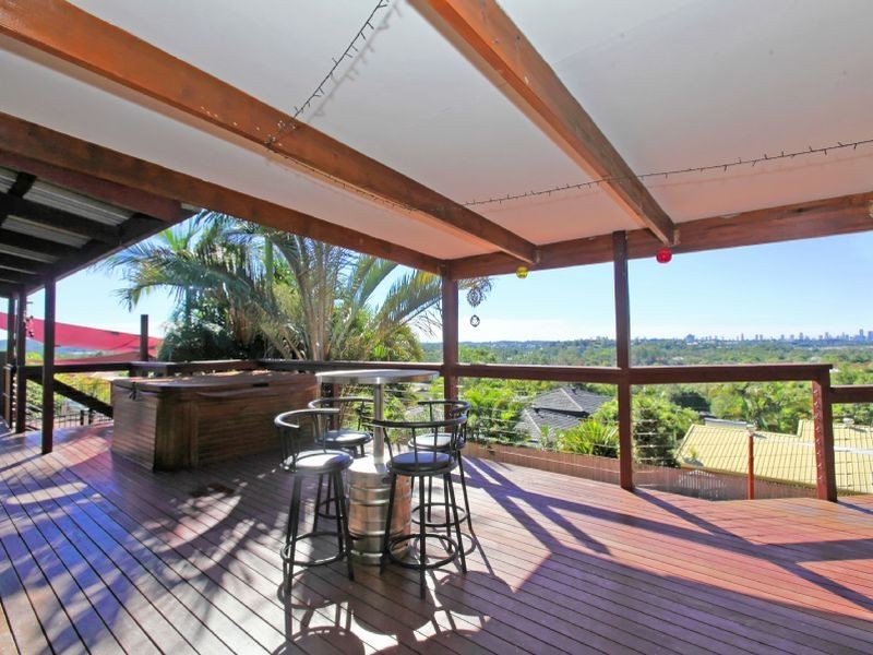 12 Explorers Way, Worongary QLD 4213