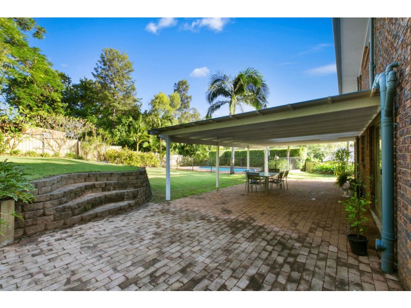 32 Whitian Drive, Carrara QLD 4211