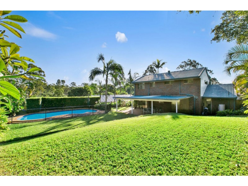 32 Whitian Drive, Carrara QLD 4211